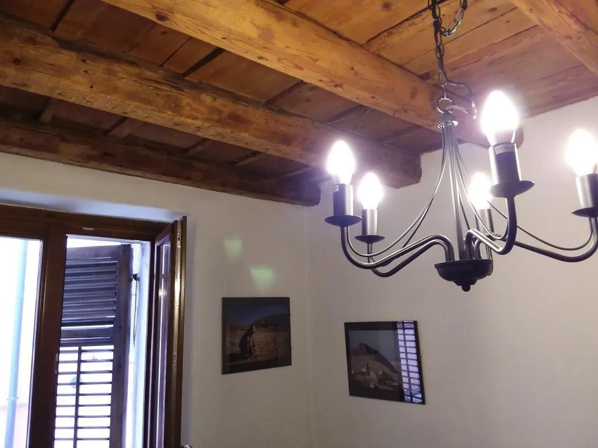 Casa Mellis Verona 0*,  Italy